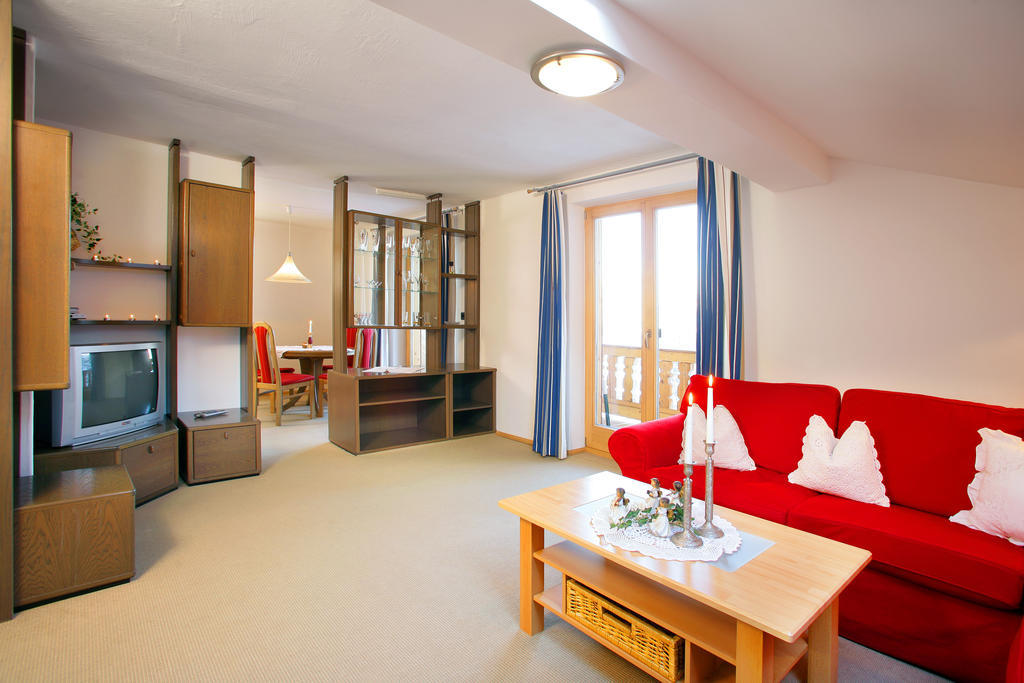 Der Muehlberghof Ellmau Room photo